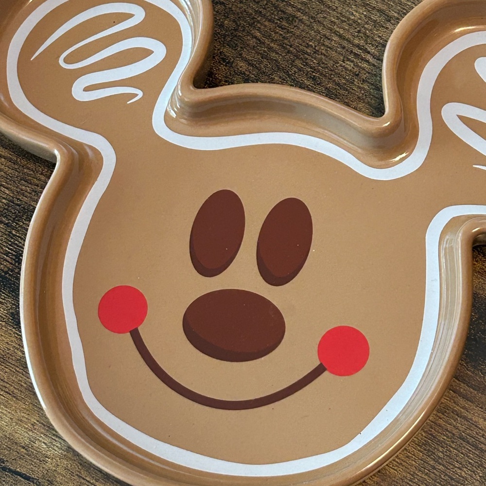Mickey Mouse Shaped Head Gingerbread Face Plate dish Disney Parks ceramic - Picture 2 of 8